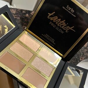 Tarte Tarteist Pro Glow Palette - Gold and Brown Shades